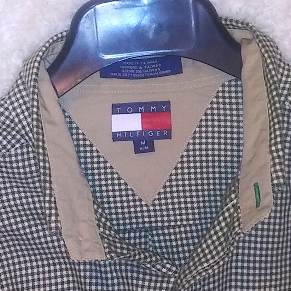👻Vintage tommy hilfiger button down shirt green and cream color size med - Picture 3 of 3